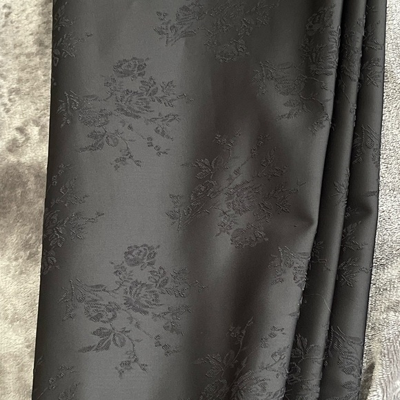 Pat Dahnke Tiered Black Floral Midi Western Skirt M Ruffle Red Trim $325 - Picture 11 of 11